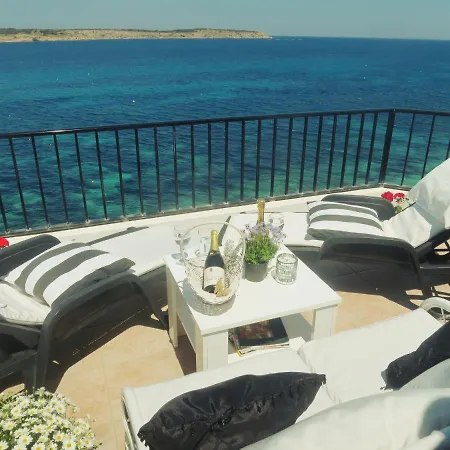 Malta Seafront Penthouses Apartament *